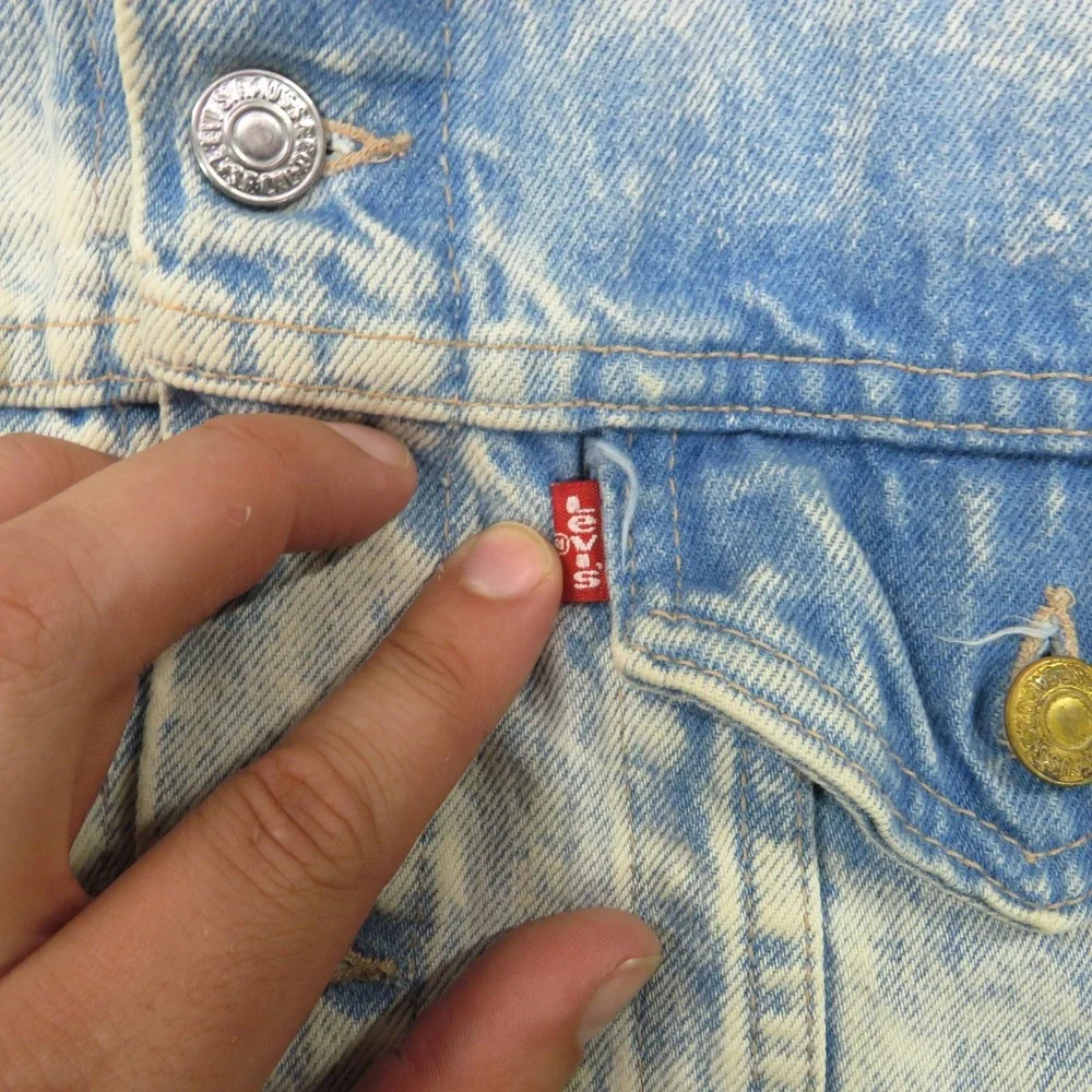 VINTAGE Levis Denim Jacket Large Made in USA Acid Wash Custom Trucker Type II